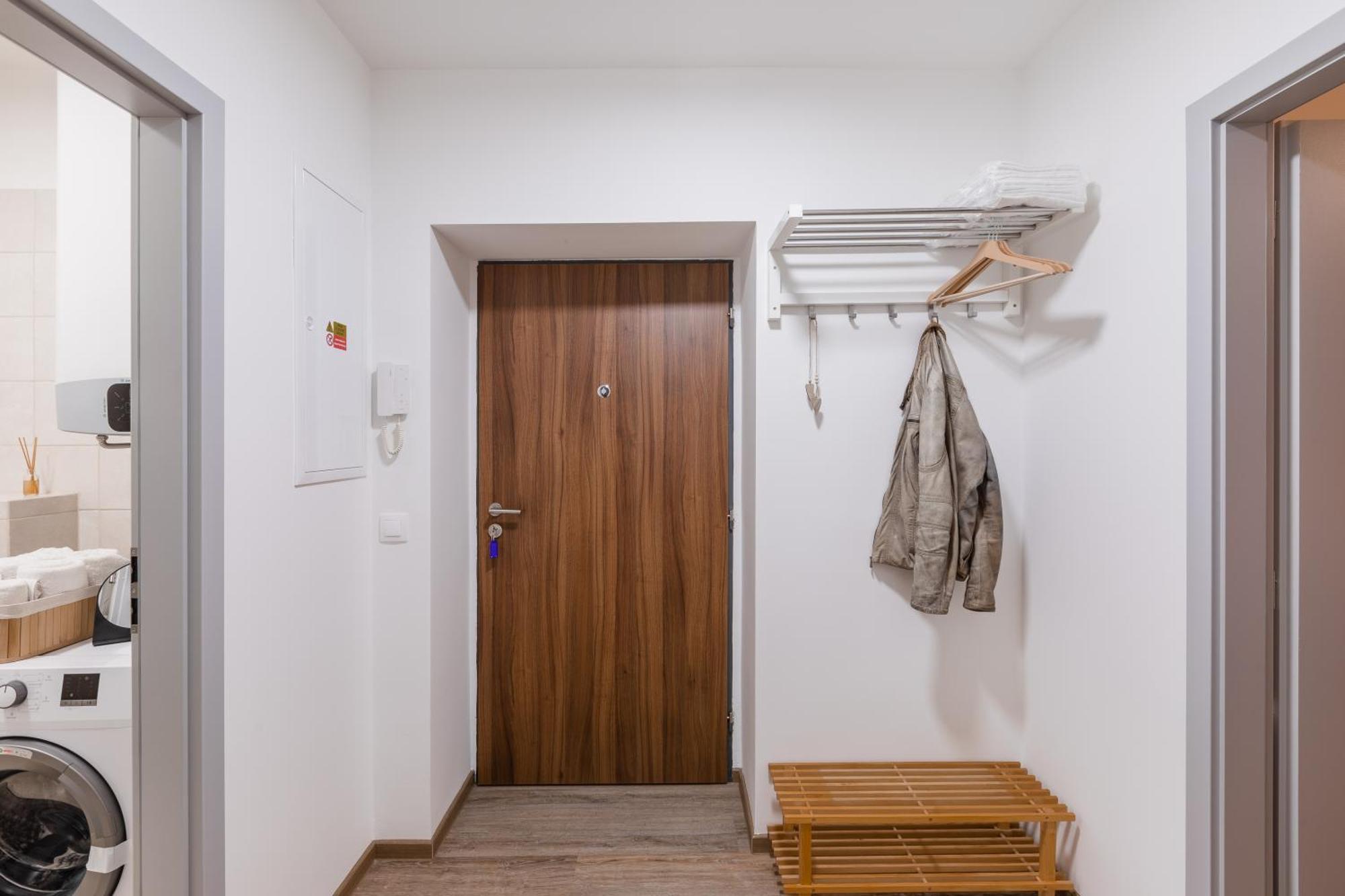 אולומוץ Romanticky Loft Parking U Hlavniho Nadrazi מראה חיצוני תמונה